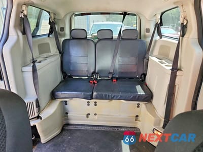 Zdjęcie 10 z 14 samochodu: 2018 DODGE GRAND CARAVAN SE VIN:2C7WDGBG0JR303713 - miniatura