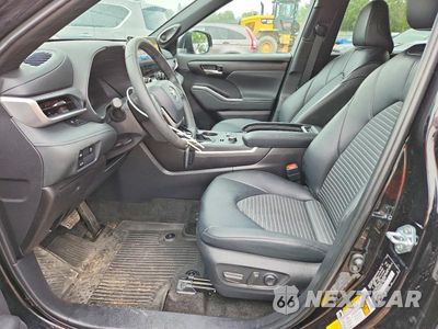 Zdjęcie 7 z 14 samochodu: 2025 TOYOTA HIGHLANDER XSE VIN:5TDKDRBH1SS593503 - miniatura