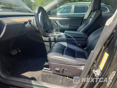 Zdjęcie 7 z 12 samochodu: 2022 TESLA MODEL Y VIN:7SAYGAEE5NF576526 - miniatura