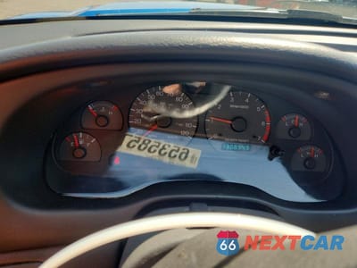 Zdjęcie 9 z 13 samochodu: 2000 FORD MUSTANG VIN:1FAFP4041YF157891 - miniatura