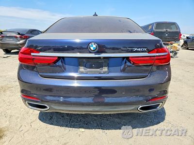 Zdjęcie 6 z 12 samochodu: 2016 BMW 740 I VIN:WBA7E2C56GG504019 - miniatura