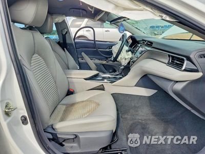 Zdjęcie 7 z 13 samochodu: 2020 TOYOTA CAMRY SE VIN:4T1G11AK3LU350779 - miniatura