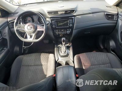 Zdjęcie 8 z 13 samochodu: 2020 NISSAN ROGUE SV VIN:5N1AT2MVXLC730882 - miniatura