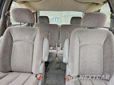 Zdjęcie 10 z 13 samochodu: 2003 CHRYSLER VOYAGER LX VIN:1C4GJ45393B138733 - miniatura
