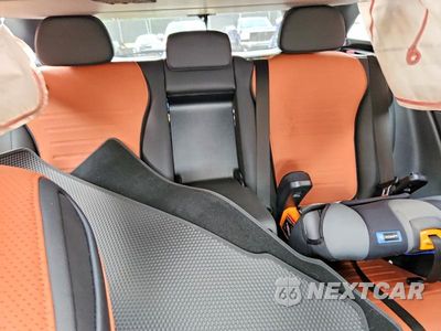 Zdjęcie 11 z 13 samochodu: 2026 MERCEDES-BENZ GLC 300 4MATIC VIN:W1NKM4HB6TF558696 - miniatura