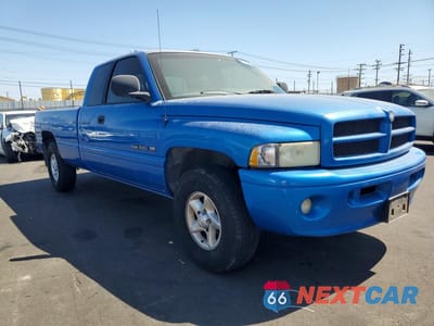 Czwarte zdjęcie samochodu z boku: 2001 DODGE RAM 1500 VIN:3B7HC13Y41G759930 - miniatura