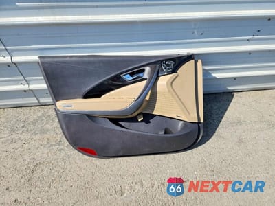 Zdjęcie 12 z 13 samochodu: 2017 HYUNDAI AZERA BASE VIN:KMHFG4JG7HA589882 - miniatura