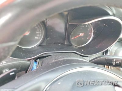 Zdjęcie 9 z 12 samochodu: 2017 MERCEDES-BENZ C 300 VIN:55SWF4JB7HU229934 - miniatura