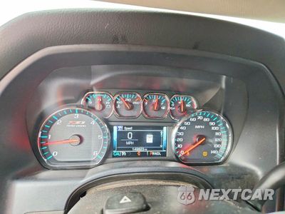 Zdjęcie 9 z 12 samochodu: 2018 CHEVROLET SILVERADO K1500 LT VIN:3GCUKREC0JG143644 - miniatura