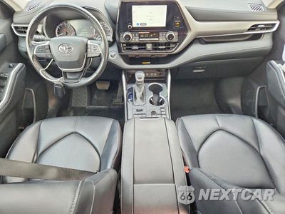 Zdjęcie 8 z 13 samochodu: 2024 TOYOTA HIGHLANDER XLE VIN:5TDKDRBH8RS531896 - miniatura