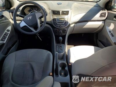 Zdjęcie 8 z 12 samochodu: 2017 HYUNDAI ACCENT SE VIN:KMHCT4AE0HU218624 - miniatura