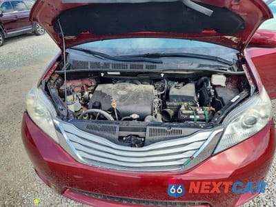 Zdjęcie 12 z 13 samochodu: 2017 TOYOTA SIENNA LE VIN:5TDKZ3DC5HS859579 - miniatura