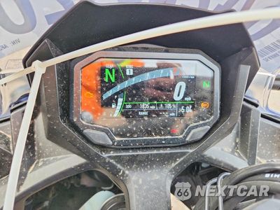 Zdjęcie 7 z 9 samochodu: 2025 KAWASAKI EX650 P VIN:ML5EXEP10SDAF3735 - miniatura