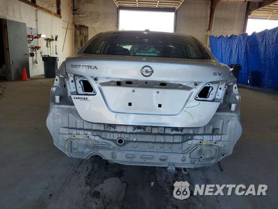 Zdjęcie 6 z 12 samochodu: 2018 NISSAN SENTRA SV VIN:3N1AB7AP0JY338687 - miniatura