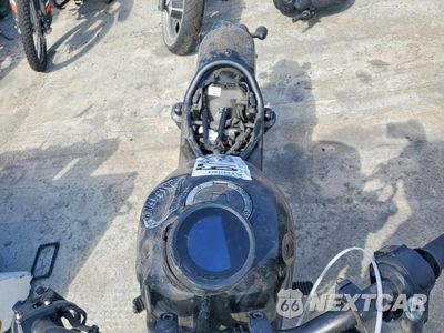 Piąte zdjęcie samochodu w środku: 2024 HONDA CMX500 A VIN:MLHPC5657R5700181 - miniatura
