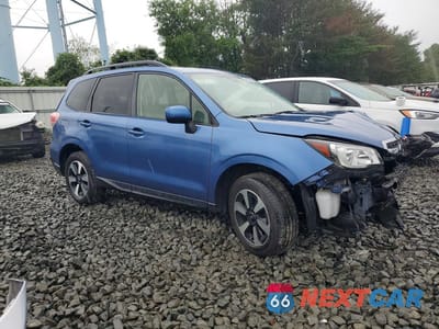 Czwarte zdjęcie samochodu z boku: 2017 SUBARU FORESTER 2.5I PREMIUM VIN:JF2SJAGC7HH554033 - miniatura