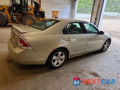 Trzecie zdjęcie samochodu z tyłu: 2008 FORD FUSION SE VIN:3FAHP011X8R193037 - miniatura