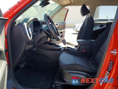 Zdjęcie 7 z 13 samochodu: 2023 KIA SOUL LX VIN:KNDJ23AUXP7199660 - miniatura