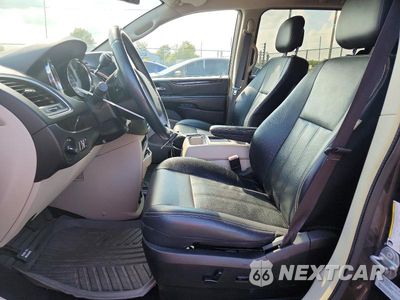 Zdjęcie 7 z 14 samochodu: 2016 CHRYSLER TOWN & COUNTRY TOURING VIN:2C4RC1BG5GR261168 - miniatura