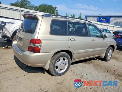Trzecie zdjęcie samochodu z tyłu: 2004 TOYOTA HIGHLANDER LIMITED VIN:JTEDP21AX40025327 - miniatura