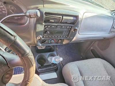 Zdjęcie 8 z 14 samochodu: 2002 FORD RANGER SUPER CAB VIN:1FTYR44U52PB09433 - miniatura
