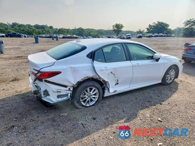 Trzecie zdjęcie samochodu z tyłu: 2026 TOYOTA CAMRY LE VIN:4T1DAACK1TU722877 - miniatura