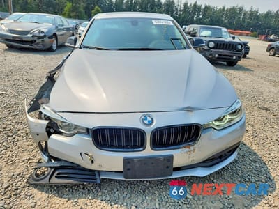 Piąte zdjęcie samochodu w środku: 2018 BMW 320 XI VIN:WBA8E5G56JNV01754 - miniatura