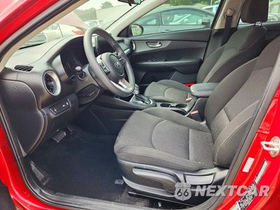 Zdjęcie 7 z 12 samochodu: 2020 KIA FORTE LXS VIN:3KPF24AD1LE245771 - miniatura