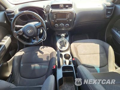 Zdjęcie 8 z 12 samochodu: 2018 KIA SOUL BASE VIN:KNDJN2A22J7580183 - miniatura