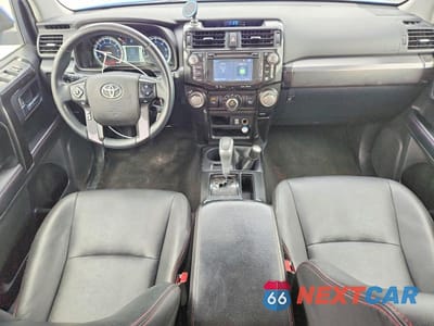 Zdjęcie 8 z 12 samochodu: 2019 TOYOTA 4RUNNER TRD PRO VIN:JTEBU5JR6K5732626 - miniatura