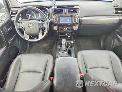 Zdjęcie 8 z 12 samochodu: 2019 TOYOTA 4RUNNER TRD PRO VIN:JTEBU5JR6K5732626 - miniatura