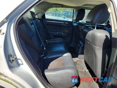 Zdjęcie 10 z 12 samochodu: 2010 CHRYSLER 300 S VIN:2C3CA2CV1AH328672 - miniatura