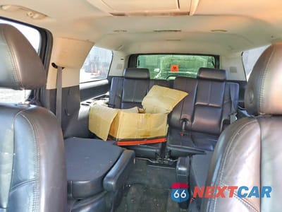 Zdjęcie 10 z 13 samochodu: 2007 GMC YUKON XL DENALI VIN:1GKFK66827J282090 - miniatura