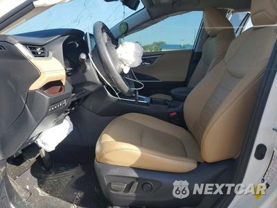 Zdjęcie 7 z 12 samochodu: 2019 TOYOTA RAV4 LIMITED VIN:JTMY1RFVXKD514604 - miniatura