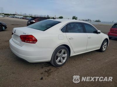 Trzecie zdjęcie samochodu z tyłu: 2015 VOLKSWAGEN PASSAT SE VIN:1VWBS7A35FC055178 - miniatura
