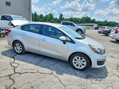 Czwarte zdjęcie samochodu z boku: 2017 KIA RIO LX VIN:KNADM4A39H6050052 - miniatura