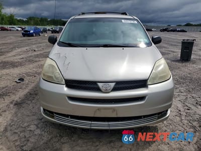Piąte zdjęcie samochodu w środku: 2005 TOYOTA SIENNA LE 7 PASSENGER VIN:5TDZA23C25S377178 - miniatura