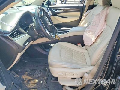Zdjęcie 7 z 12 samochodu: 2022 BUICK ENCLAVE AVENIR VIN:5GAERDKW0NJ181401 - miniatura