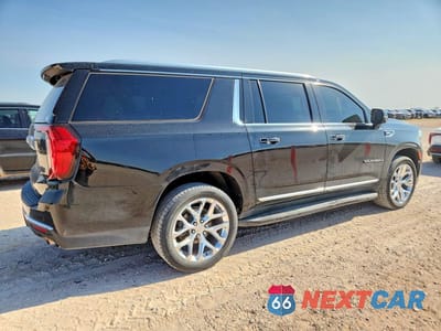 Trzecie zdjęcie samochodu z tyłu: 2021 GMC YUKON XL K1500 SLT VIN:1GKS2GKD3MR482013 - miniatura