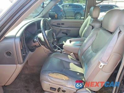 Zdjęcie 7 z 13 samochodu: 2004 CHEVROLET TAHOE K1500 VIN:1GNEK13Z24R257735 - miniatura
