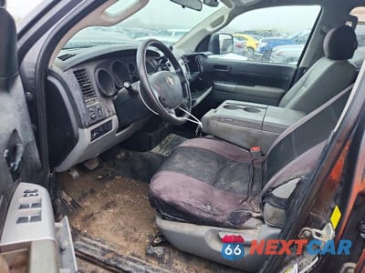 Zdjęcie 7 z 12 samochodu: 2011 TOYOTA TUNDRA DOUBLE CAB SR5 VIN:5TFUM5F11BX019895 - miniatura