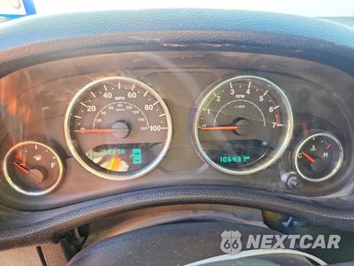 Zdjęcie 9 z 13 samochodu: 2015 JEEP WRANGLER UNLIMITED SAHARA VIN:1C4BJWEG6FL621815 - miniatura