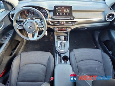 Zdjęcie 8 z 13 samochodu: 2019 KIA FORTE LXS VIN:3KPF24AD8KE073883 - miniatura
