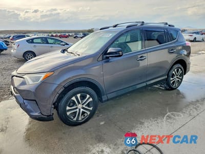 2018 TOYOTA RAV4 LE 2T3BFREV5JW751866 - główne zdjęcie licytacji z USA - miniatura