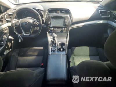 Zdjęcie 8 z 13 samochodu: 2017 NISSAN MAXIMA 3.5 S VIN:1N4AA6AP2HC376702 - miniatura