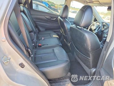 Zdjęcie 11 z 14 samochodu: 2017 NISSAN ROGUE SL VIN:5N1AT2MT2HC829086 - miniatura
