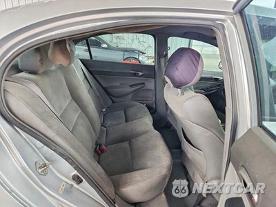 Zdjęcie 10 z 12 samochodu: 2006 HONDA CIVIC LX VIN:1HGFA16576L074718 - miniatura