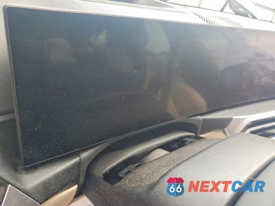 Zdjęcie 9 z 13 samochodu: 2023 BMW 3 SERIES 330XI GT VIN:3MW89FF06P8D78274 - miniatura