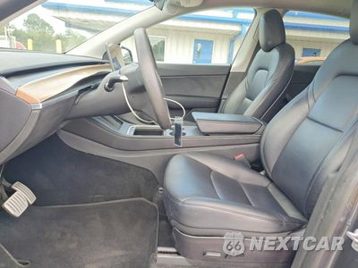 Zdjęcie 7 z 13 samochodu: 2021 TESLA MODEL Y VIN:5YJYGDEF9MF261704 - miniatura