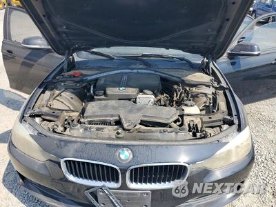 Zdjęcie 11 z 12 samochodu: 2013 BMW 320 I VIN:WBA3B1C51DF462667 - miniatura